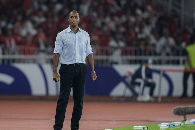 Strategi Kluivert dan Mental Tanpa Beban.
