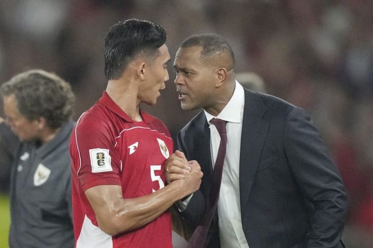 Patrick Kluivert Ulang Tahun: Karier & Timnas Indonesia
